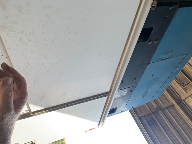 2006 FORD F-750 - Image 28