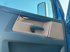 2023 FREIGHTLINER - Image 26