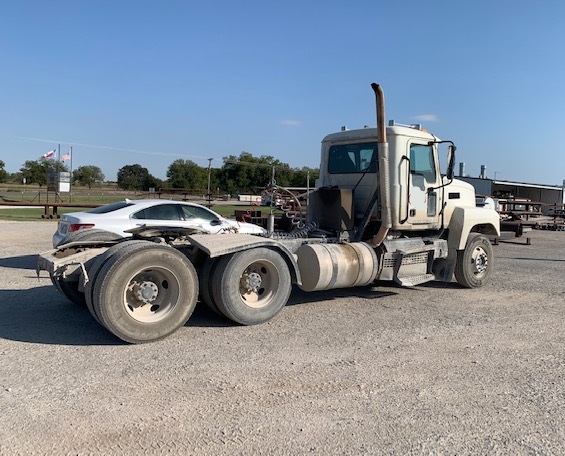 2019 MACK PI647 - view 4 of 23