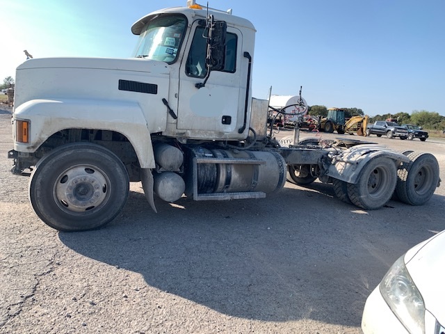 2019 MACK PI647 - Image 7