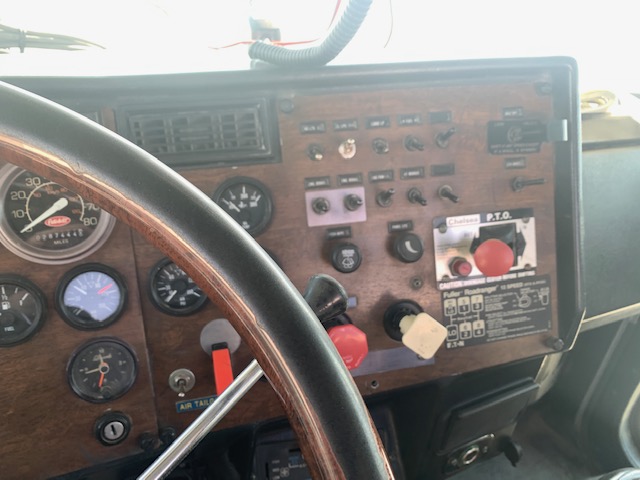 1989 PETERBILT 379 - Image 21