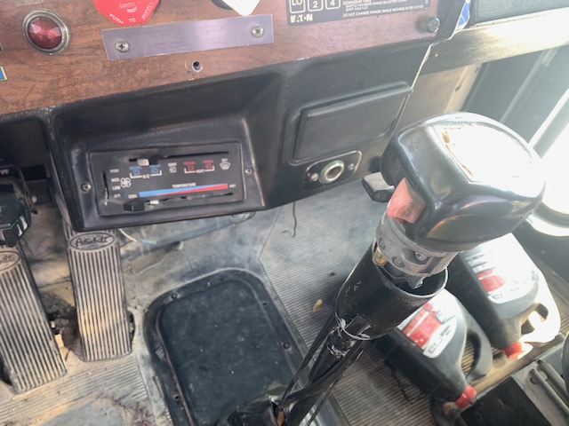 1989 PETERBILT 379 - Image 24