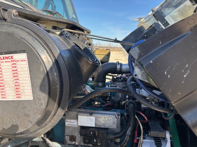 2000 INTERNATIONAL 4700 - Image 16