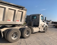 2019 PETERBILT 579 - Image 8