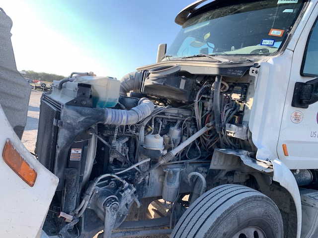 2019 PETERBILT 579 - view 12 of 19