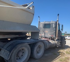 2011 FREIGHTLINER Coronado SD - Image 8