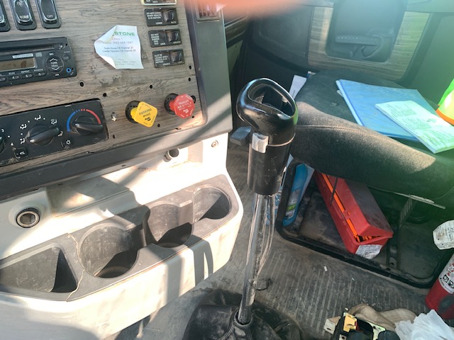 2011 FREIGHTLINER Coronado SD - Image 22