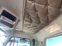 2011 FREIGHTLINER Coronado SD - Image 23