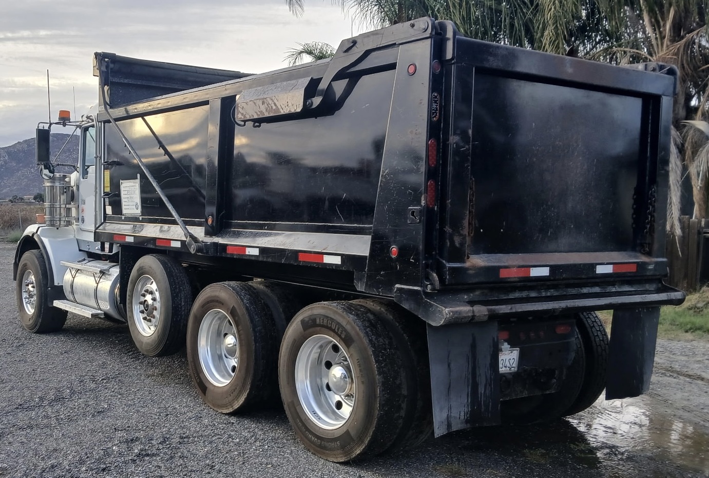 2020 KENWORTH T800 - Image 4