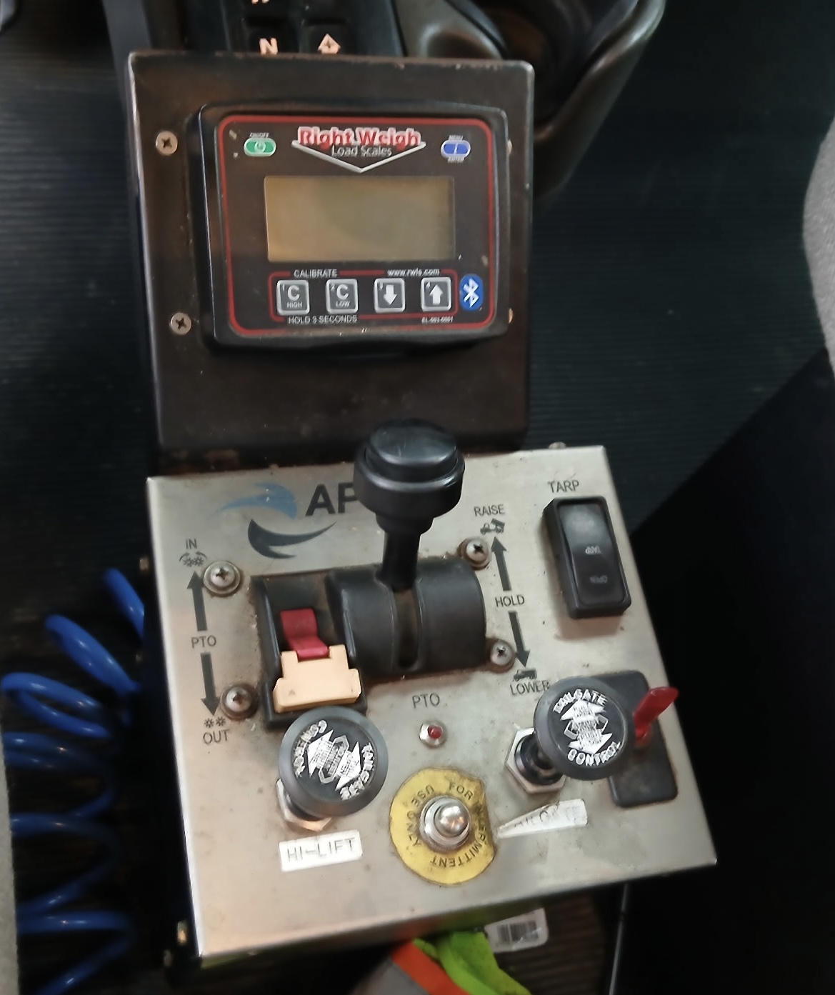 2020 KENWORTH T800 - Image 26