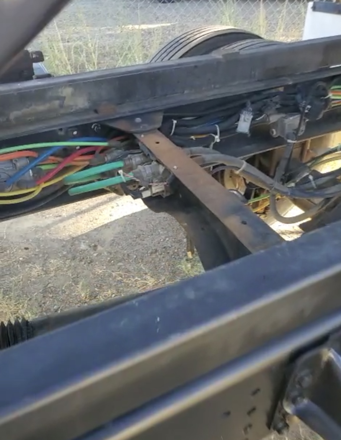 2004 CHEVROLET C7500 - Image 18