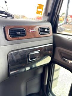 2006 PETERBILT 379 - Image 35