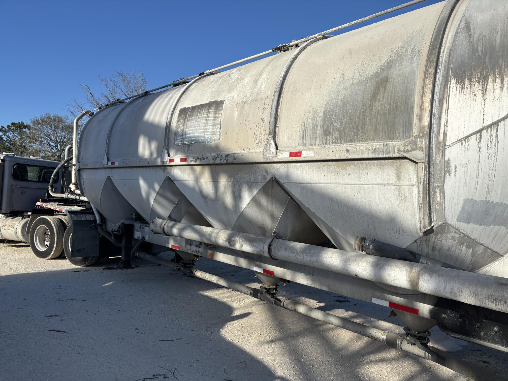 1989 FRUEHAUF 32' X 96" - Image 2