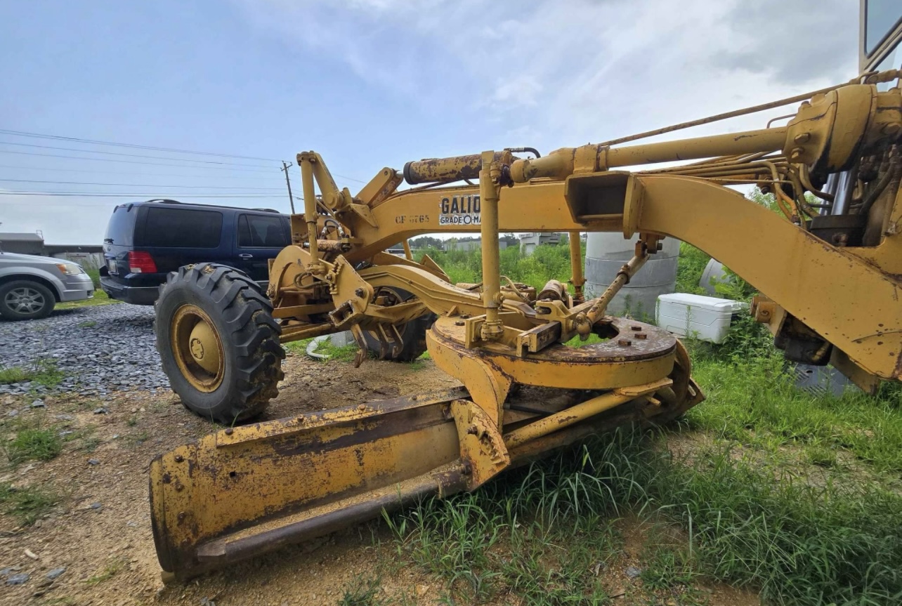 1986 GALION T500 - Image 3