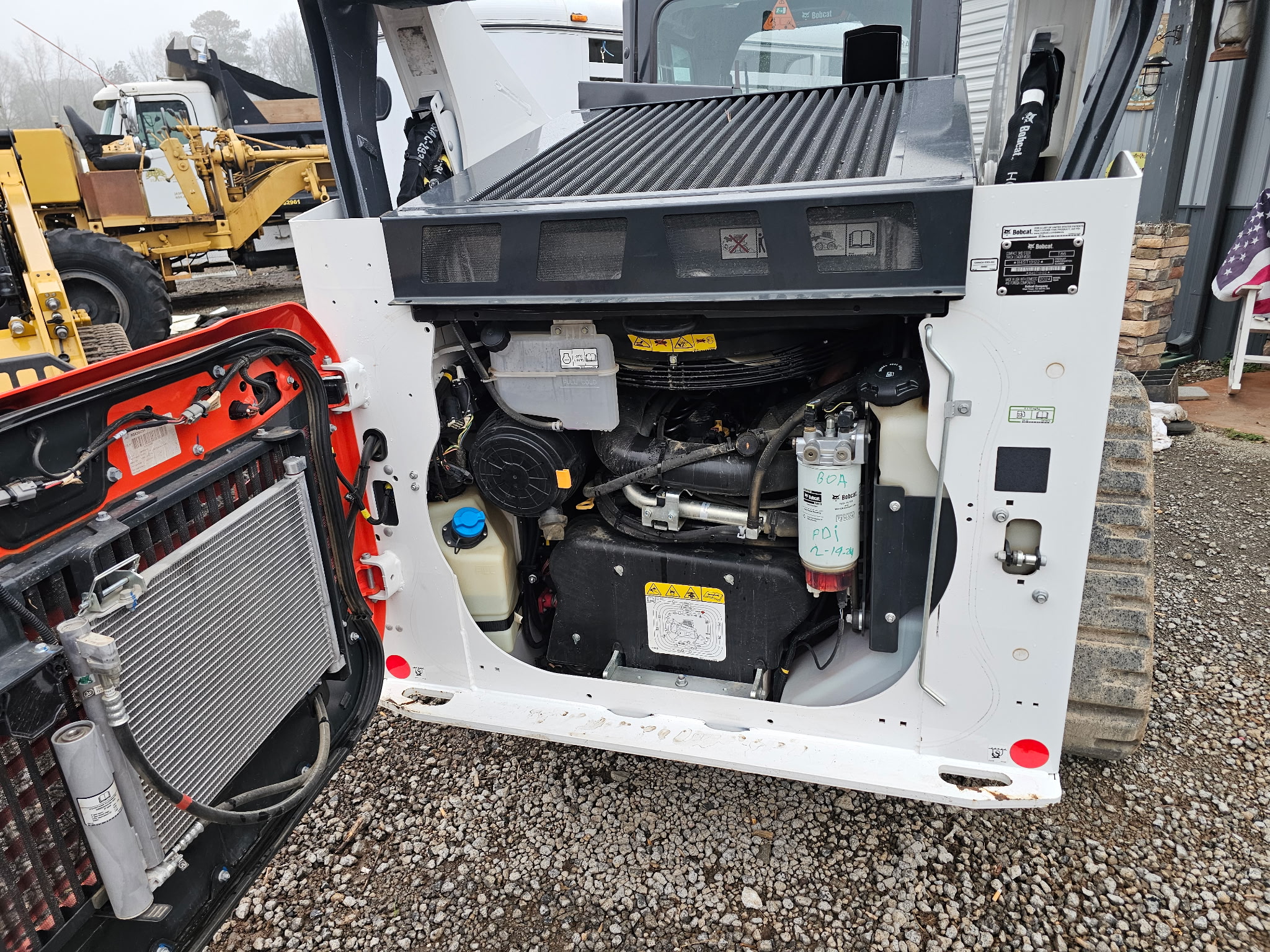 2024 BOBCAT T86 - view 3 of 7