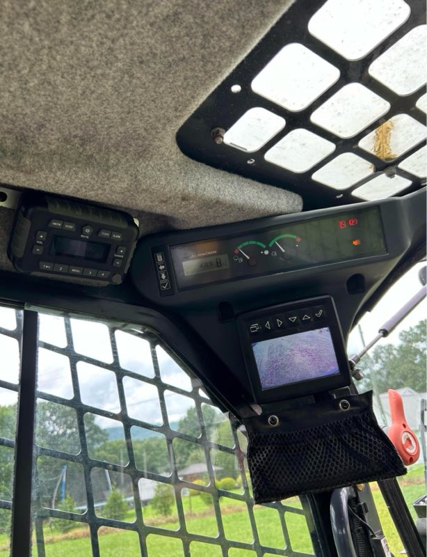 2021 DEERE 331G - view 7 of 8