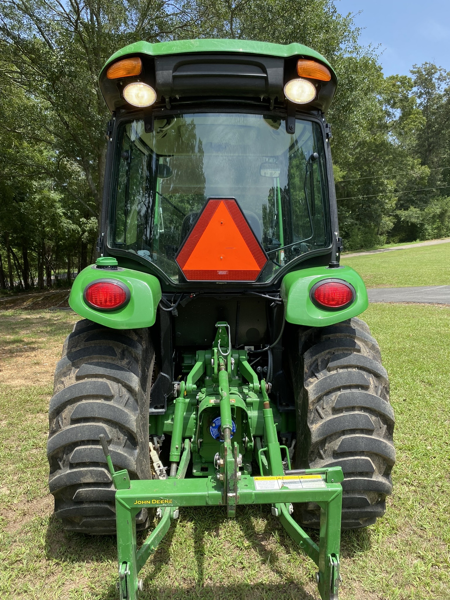 2018 JOHN DEERE 3033R - Image 4