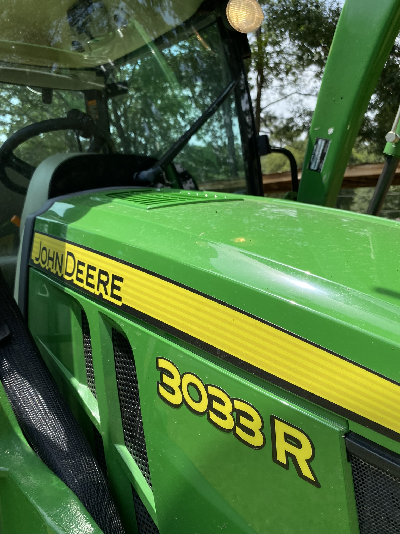 2018 JOHN DEERE 3033R - Image 9