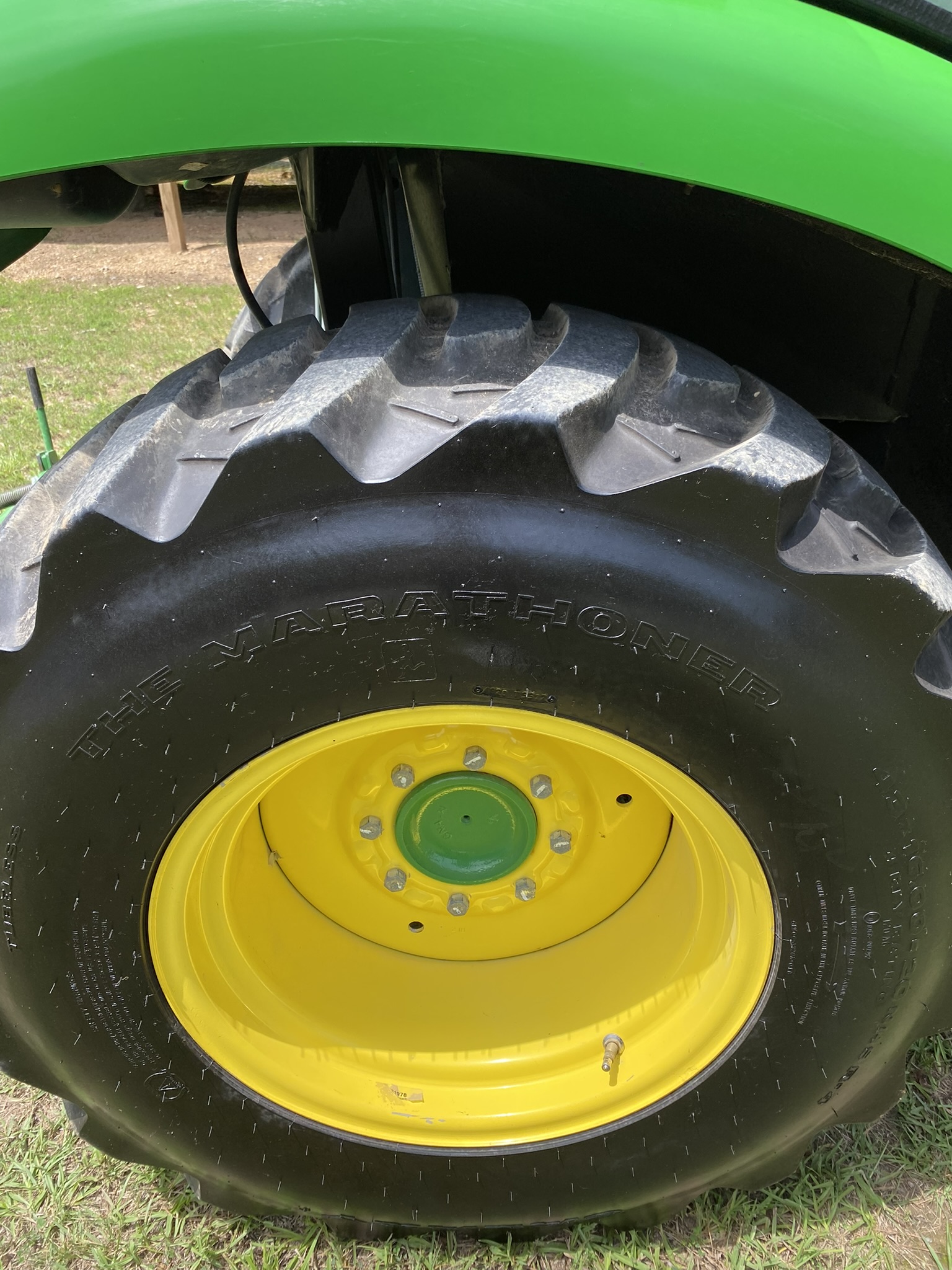 2018 JOHN DEERE 3033R - Image 11