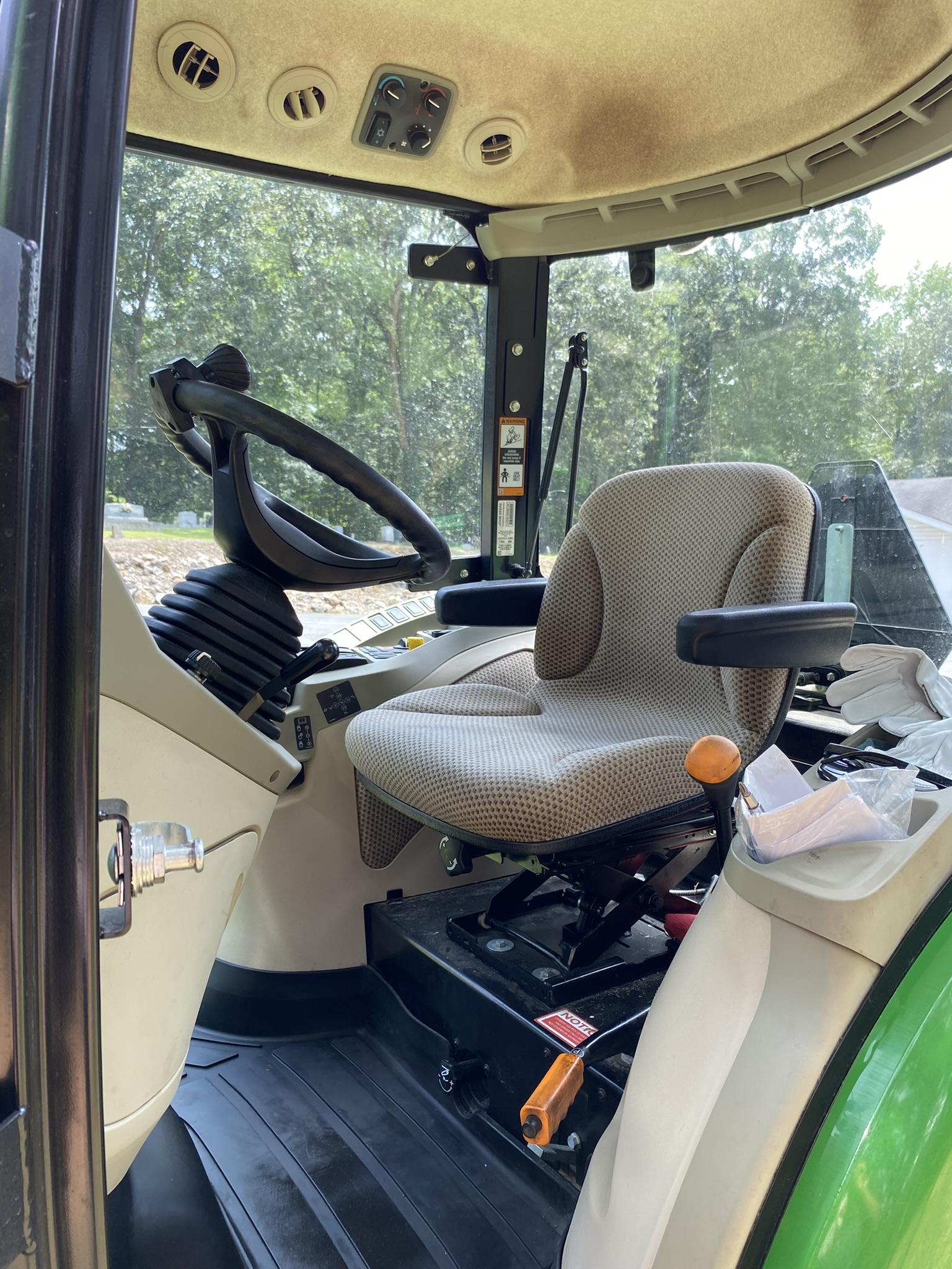 2018 JOHN DEERE 3033R - Image 14
