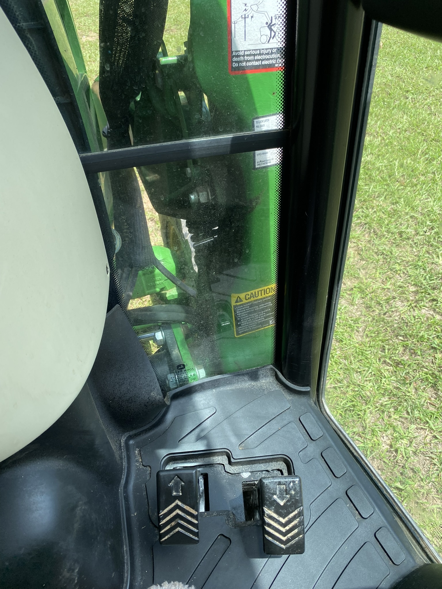2018 JOHN DEERE 3033R - Image 16