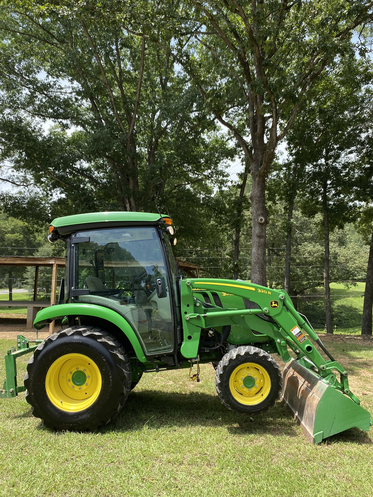 2018 JOHN DEERE 3033R - Image 19