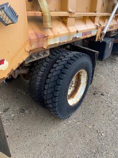 2000 INTERNATIONAL 4900 - Image 5