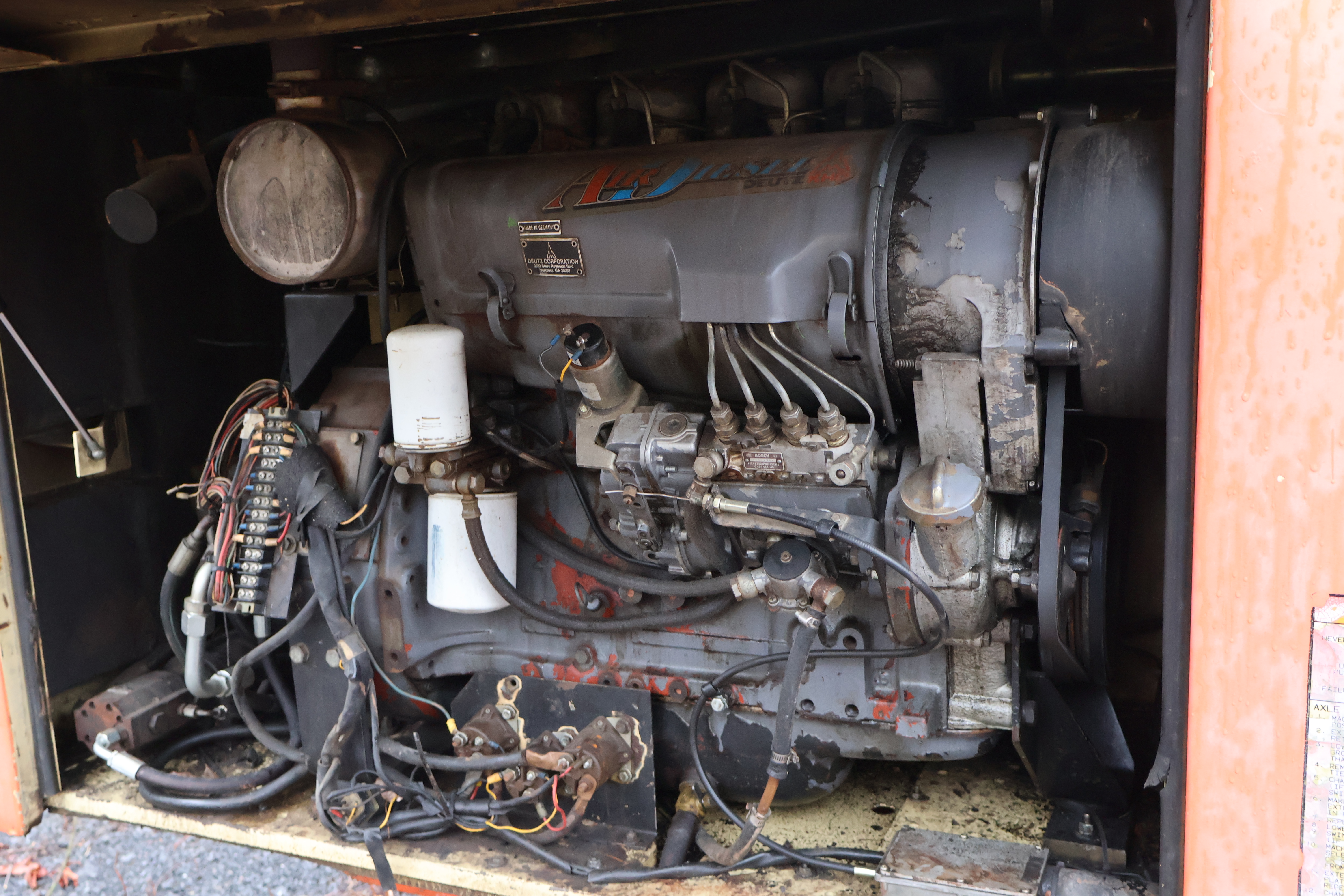 1998 JLG 80hx 80' Boom Lift - view 13 of 17