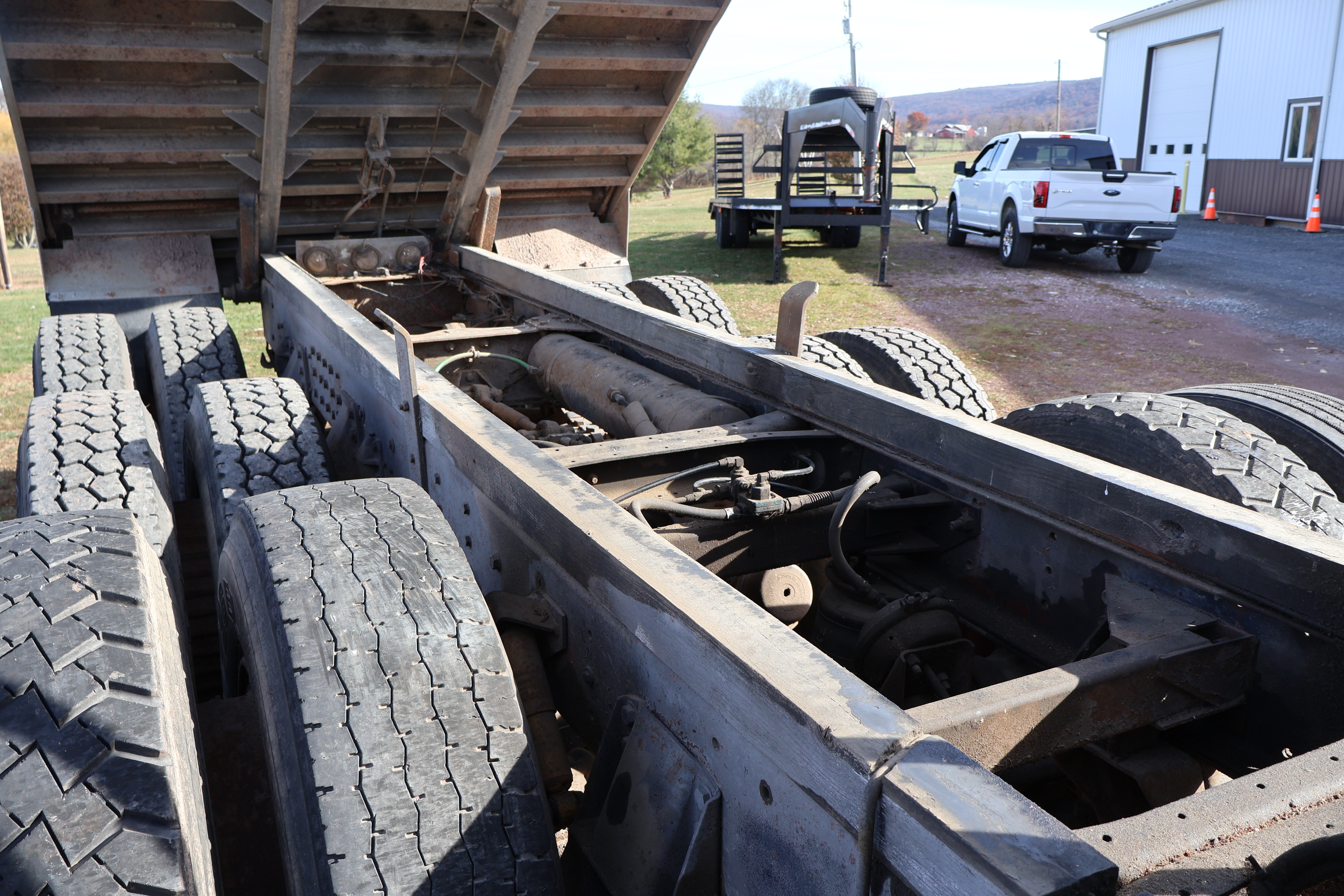 1981 GMC General - Image 16