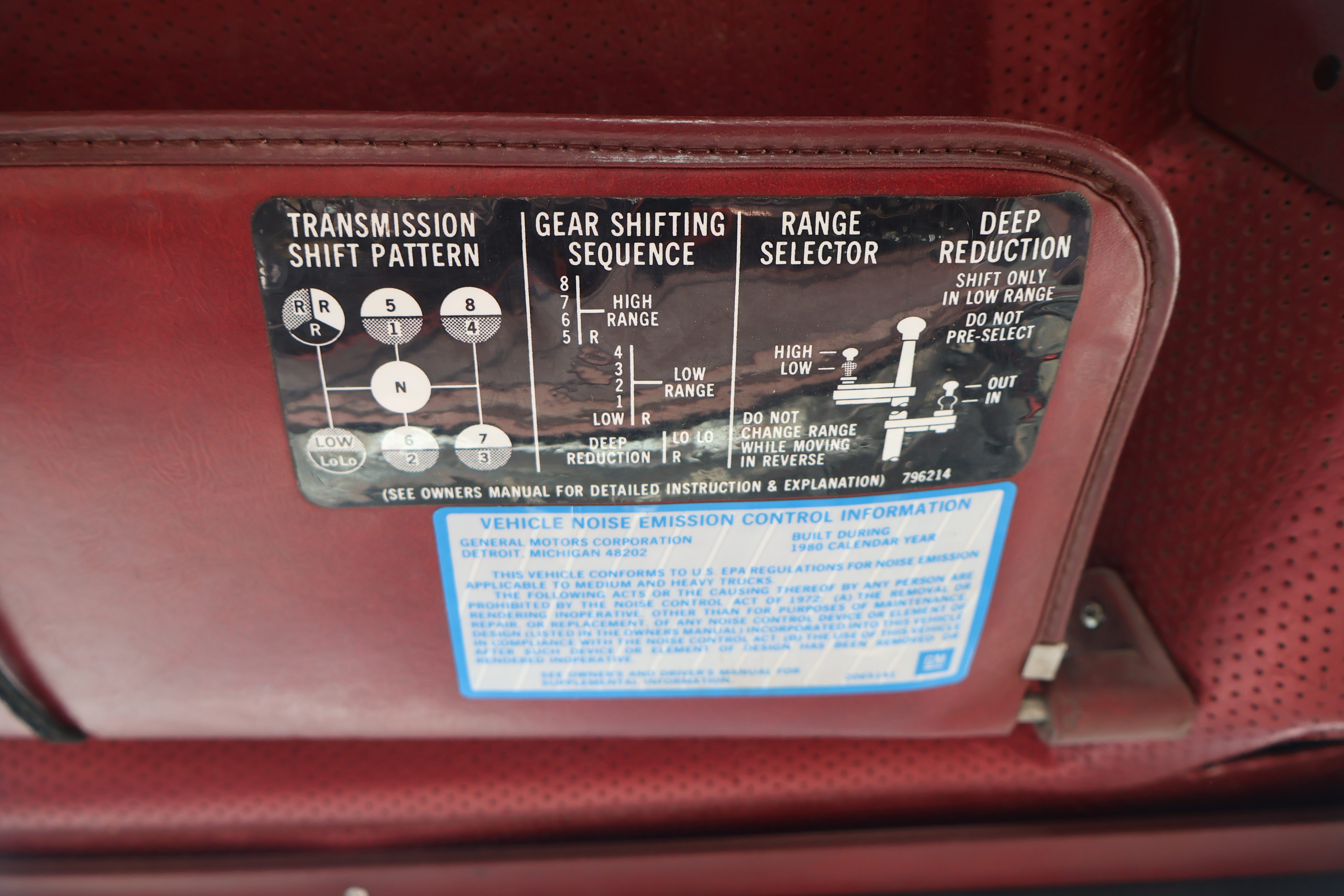 1981 GMC General - Image 36