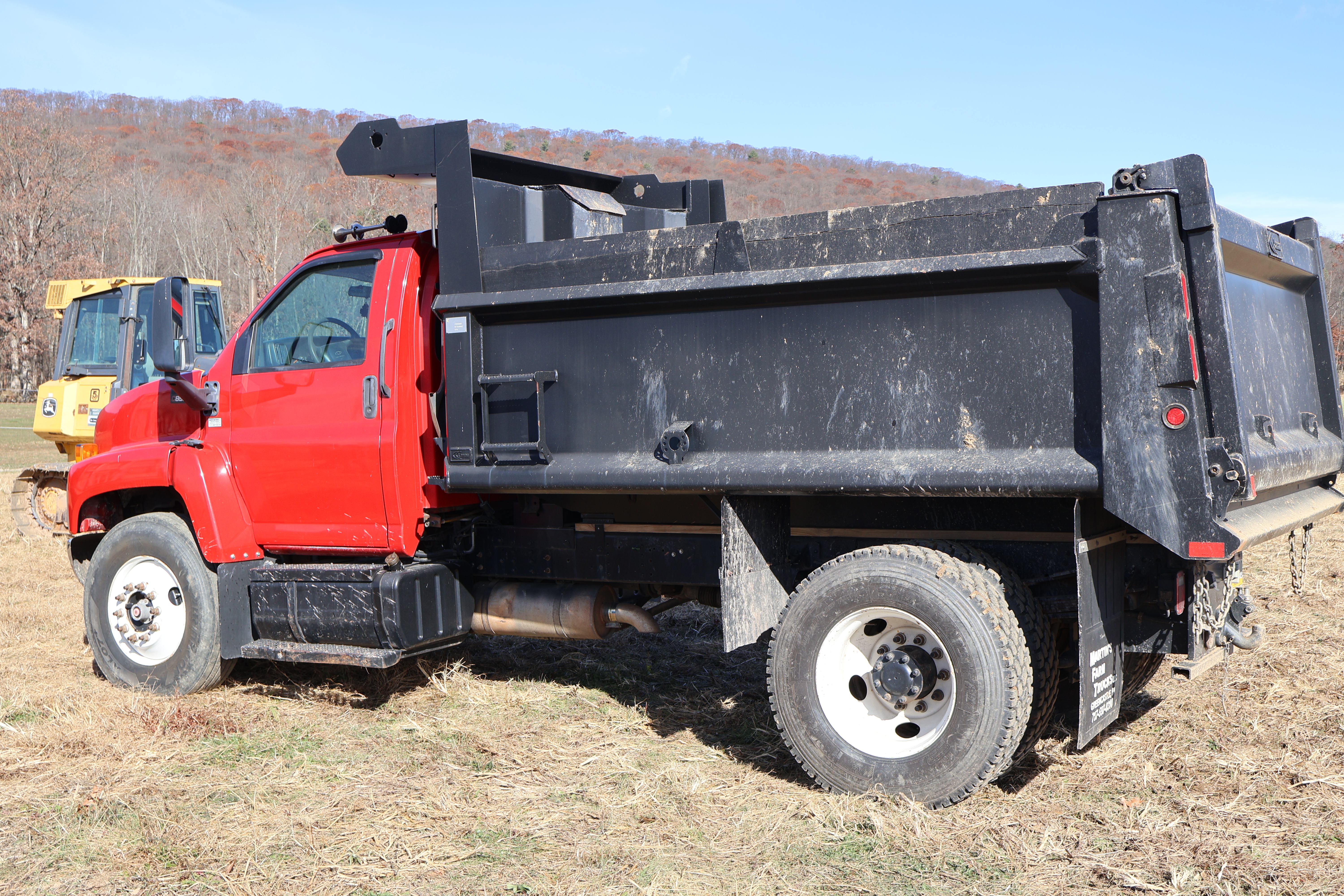 2005 CHEVROLET C8500 - Image 3