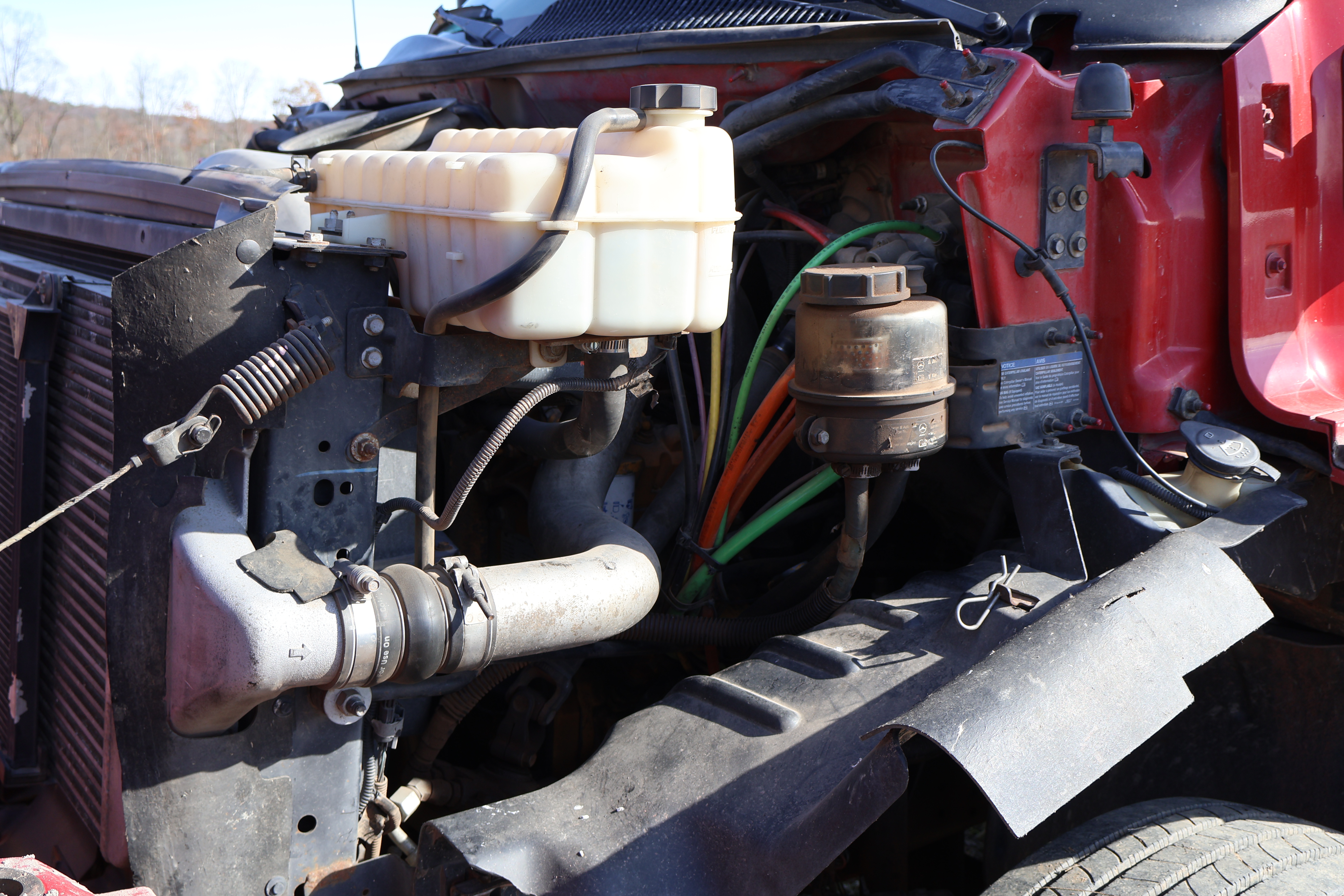 2005 CHEVROLET C8500 - Image 28