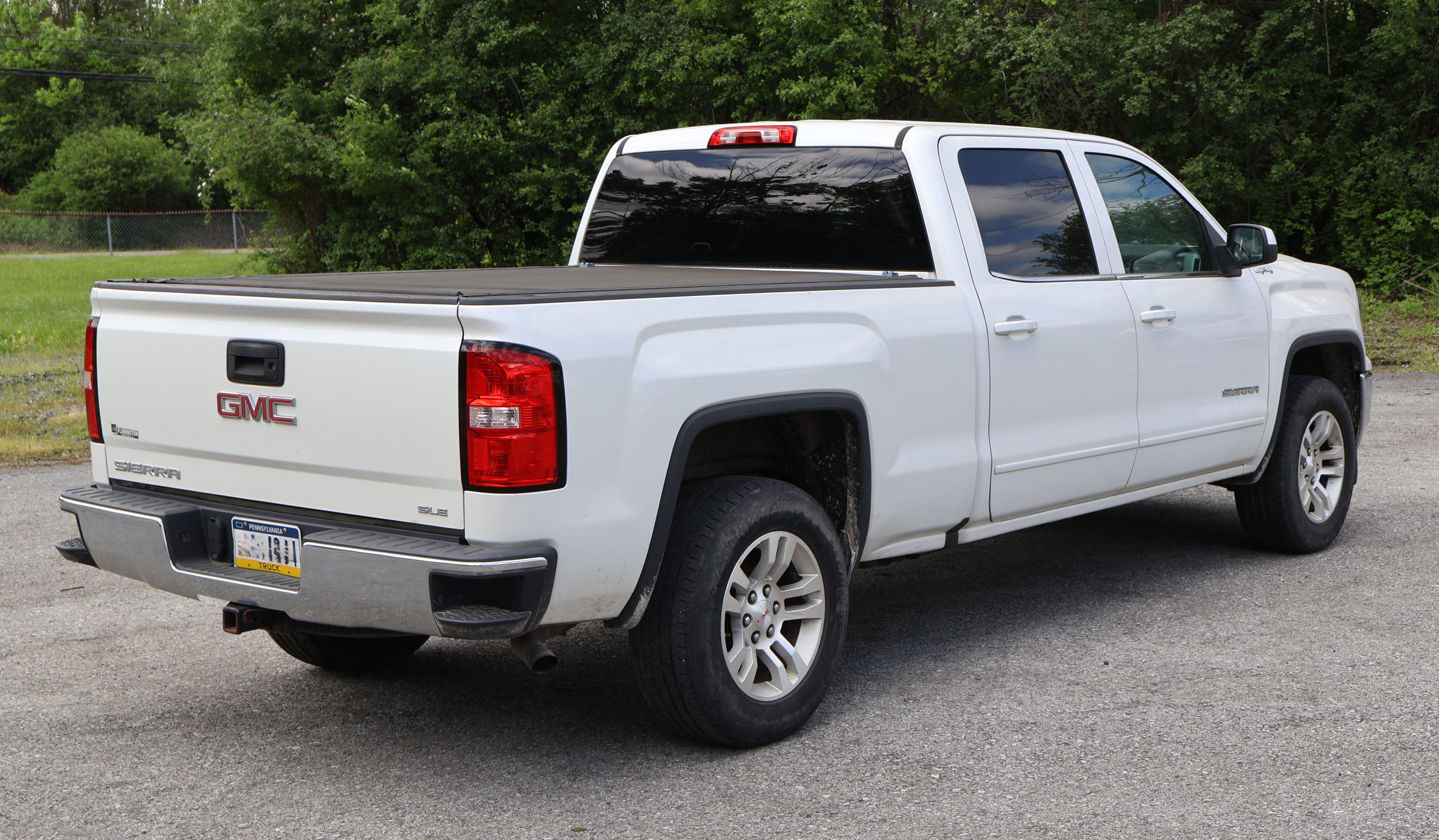 2018 GMC Sierra - Image 3