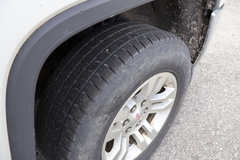 2018 GMC Sierra - Image 28