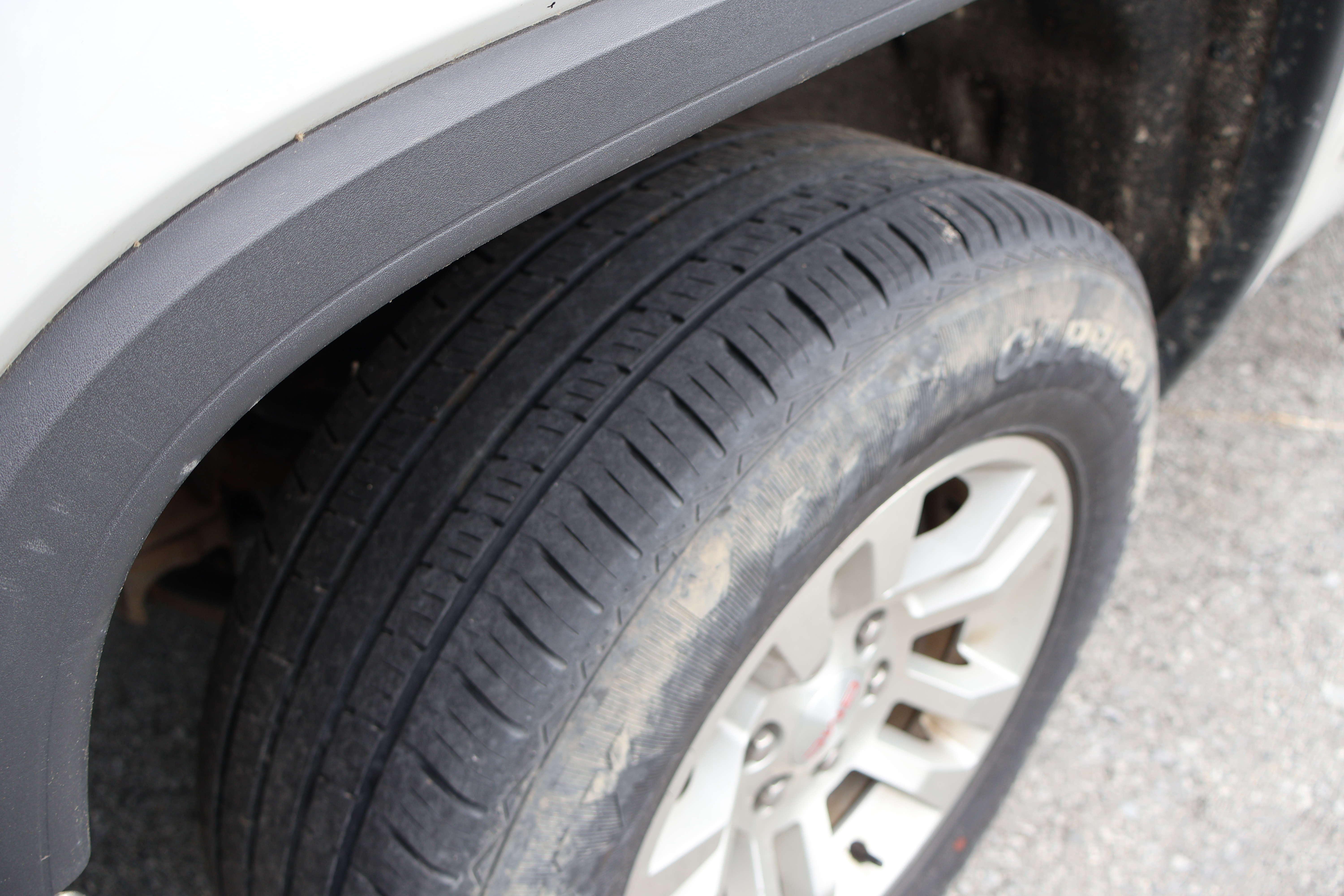 2018 GMC Sierra - Image 29