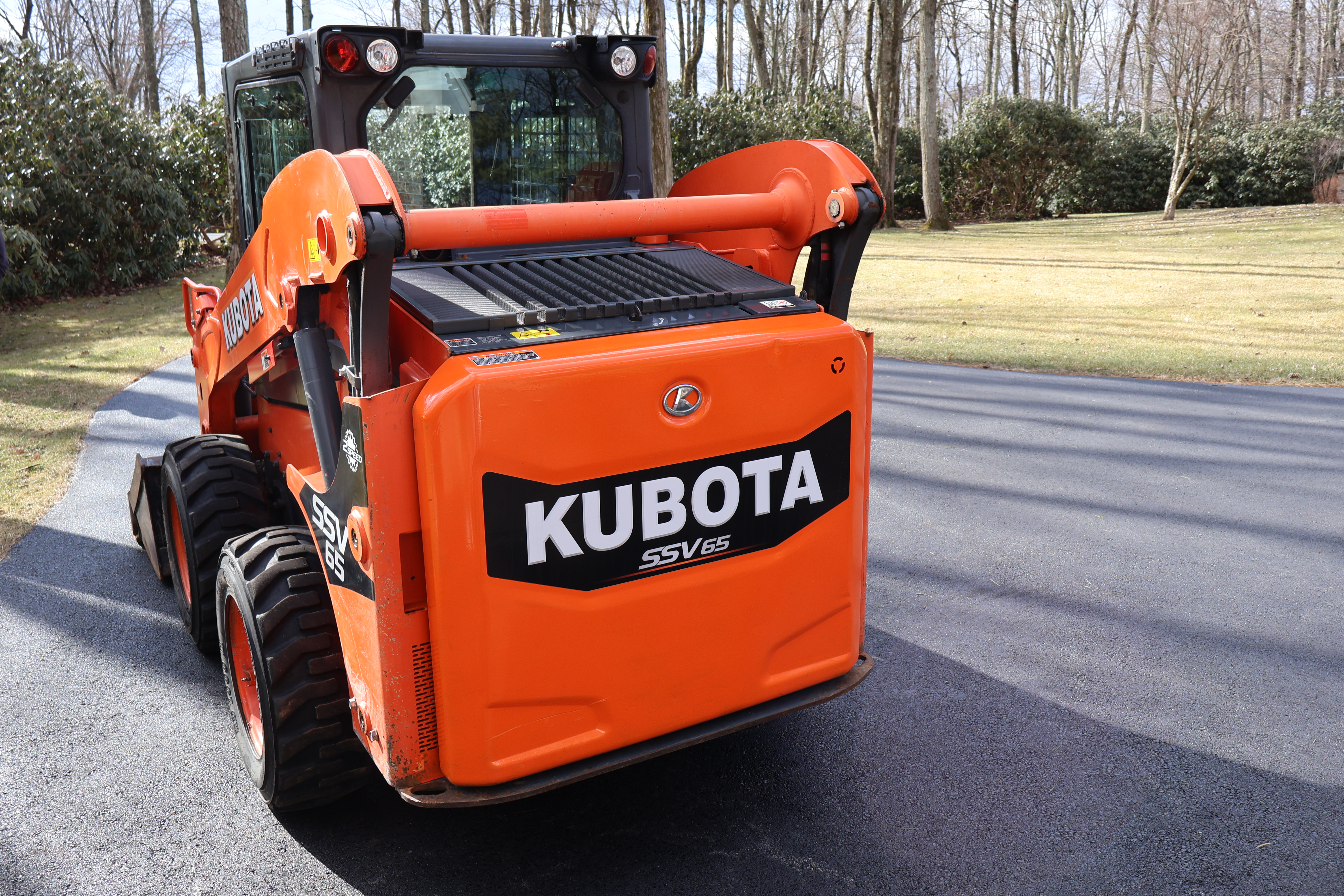 2018 KUBOTA SSV65 - view 9 of 30