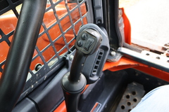 2018 KUBOTA SSV65 - Image 24