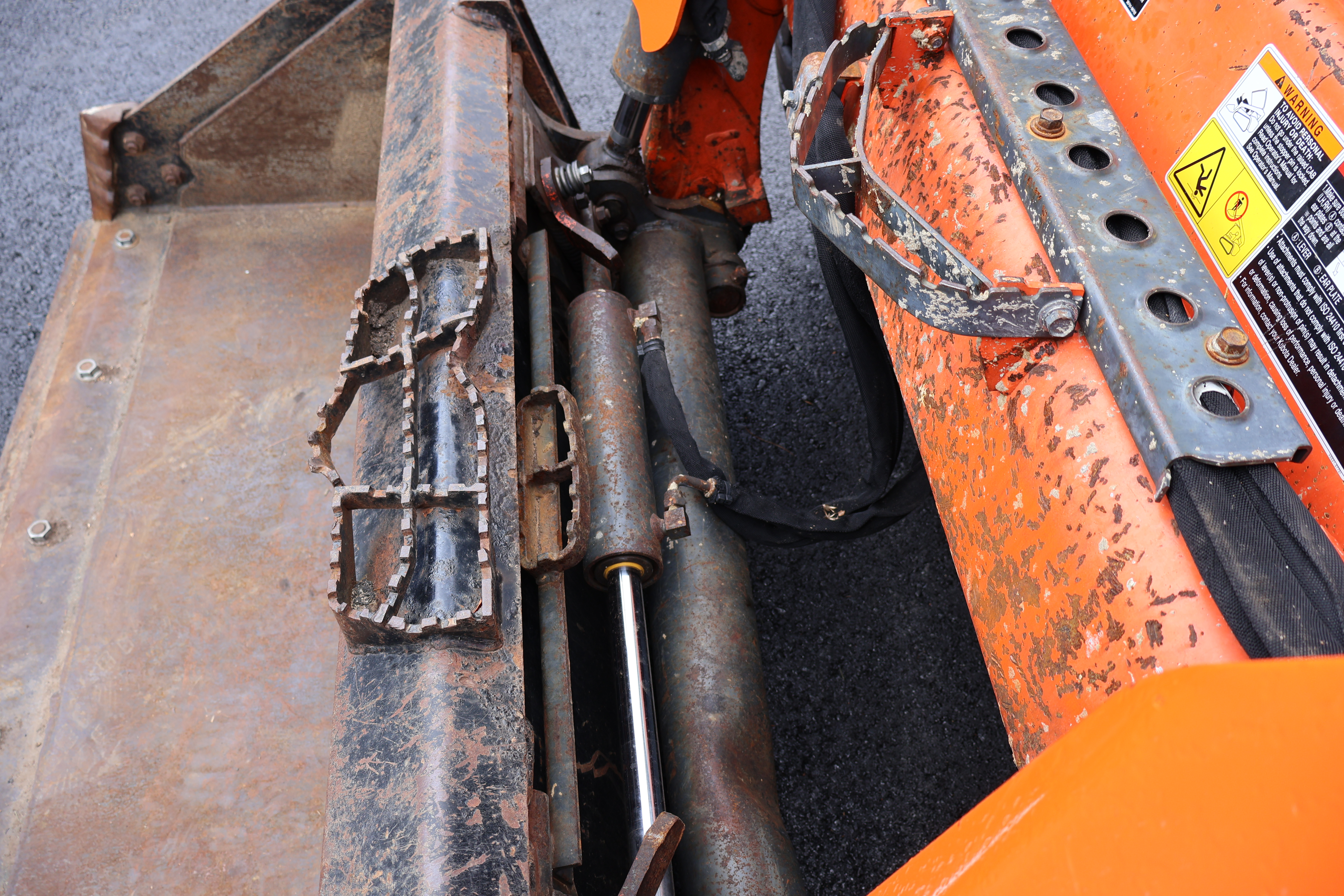 2018 KUBOTA SSV65 - Image 30