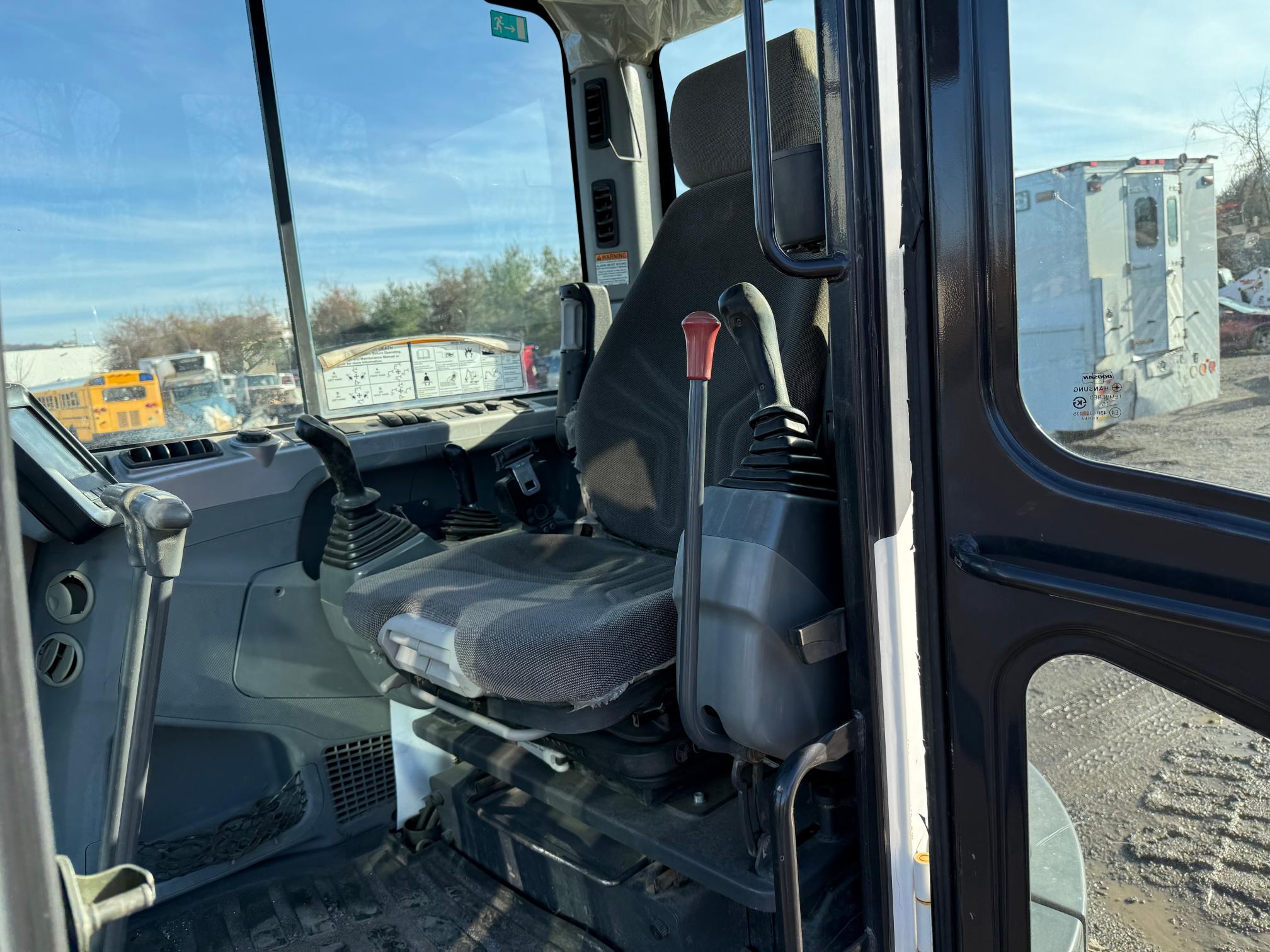 2016 BOBCAT E85 - Image 22
