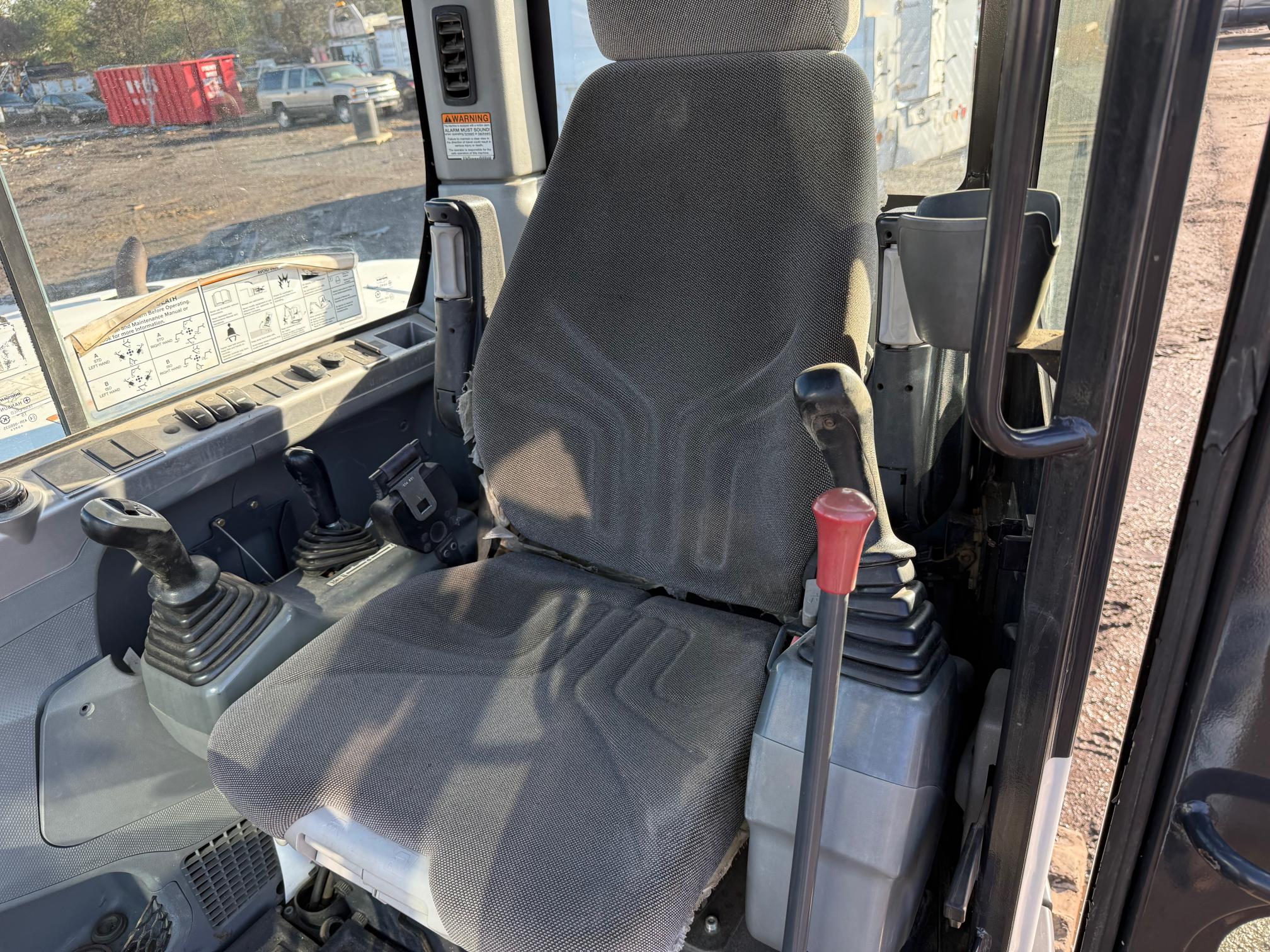 2016 BOBCAT E85 - Image 23