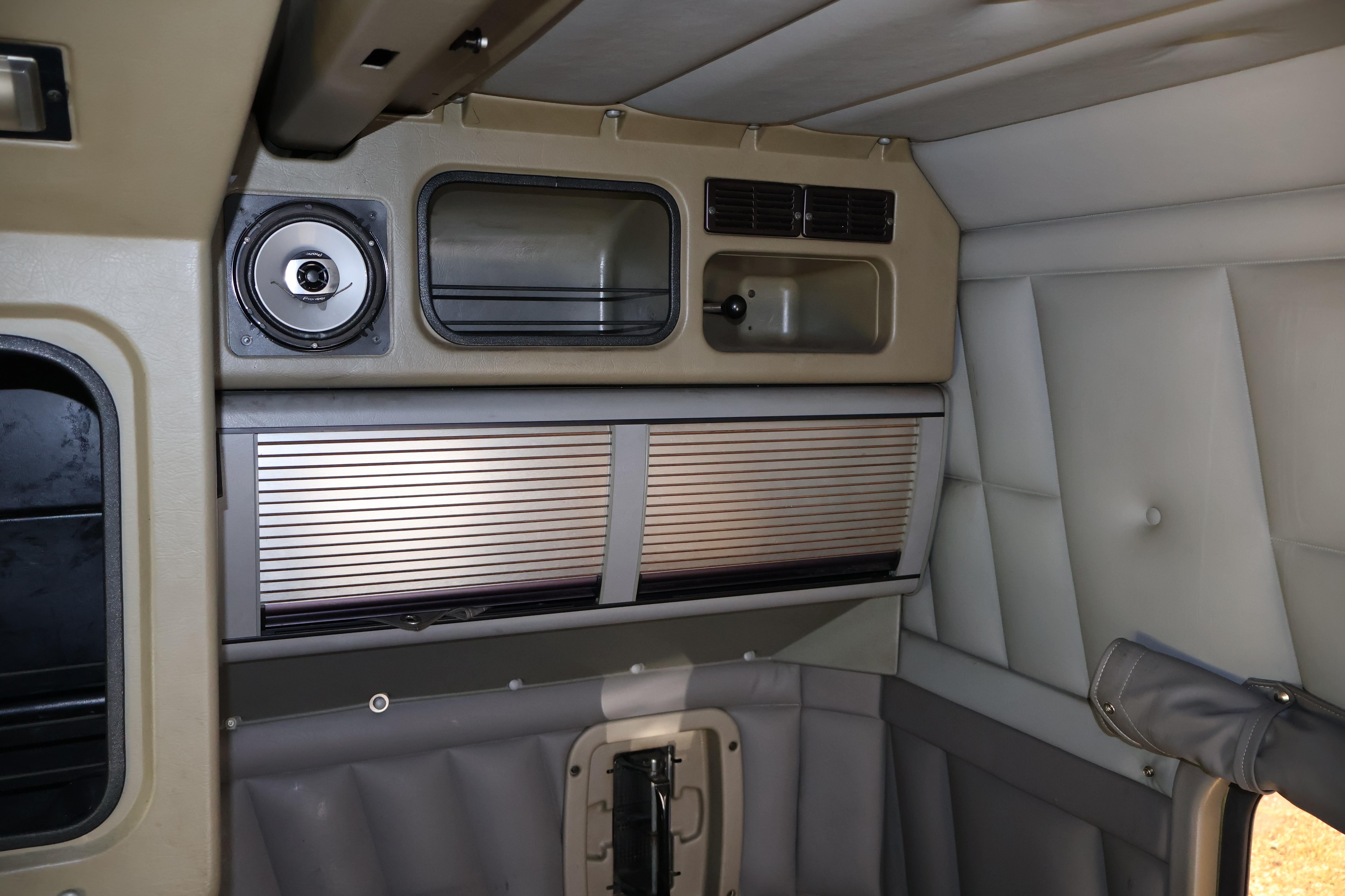 2001 PETERBILT 379 - Image 34