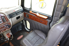 2001 PETERBILT 379 - Image 21