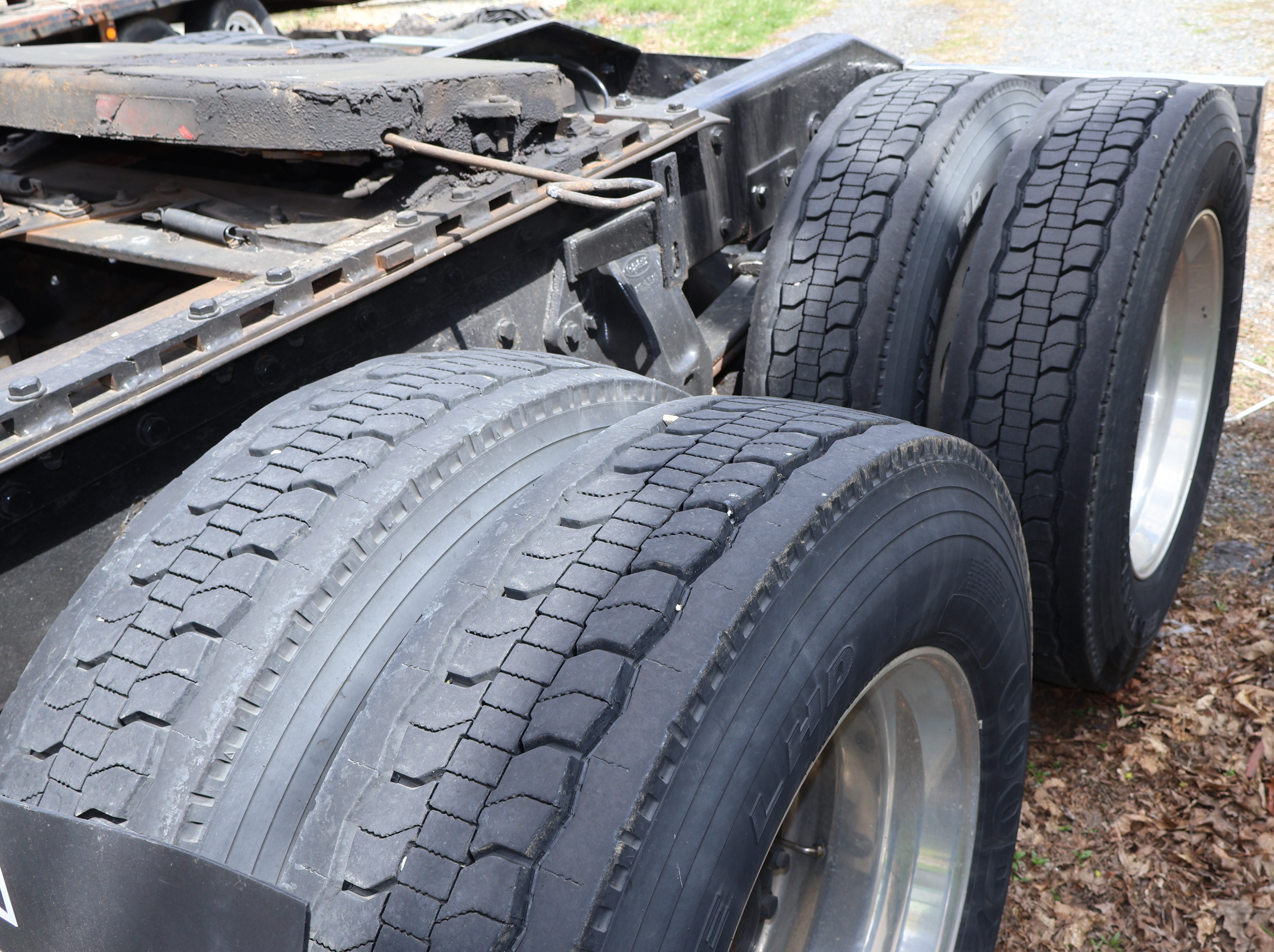 2001 PETERBILT 379 - Image 42