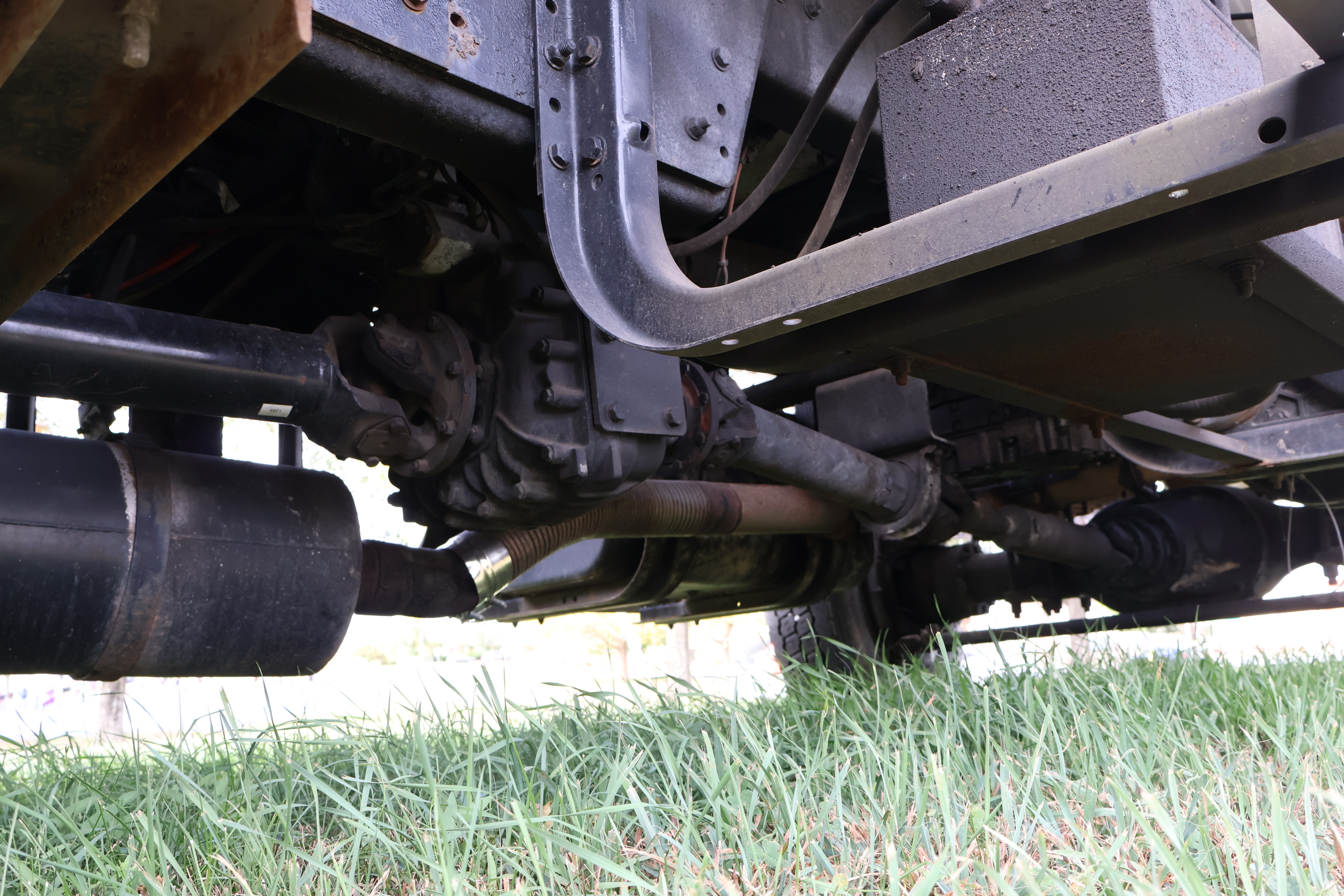 2003 FREIGHTLINER FL70 - Image 23