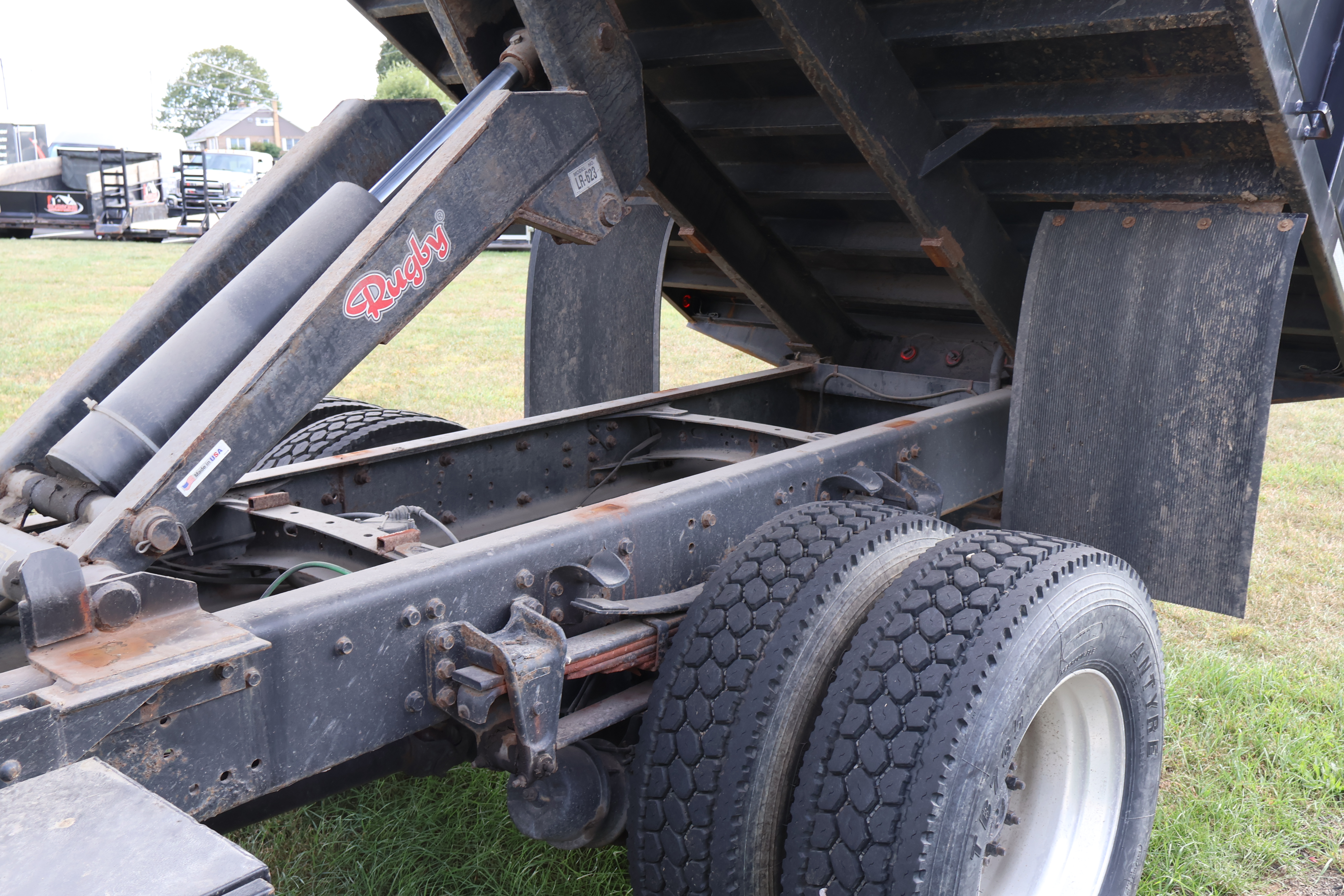 2003 FREIGHTLINER FL70 - Image 31