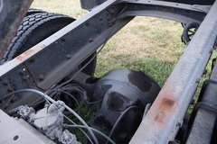 2003 FREIGHTLINER FL70 - Image 32