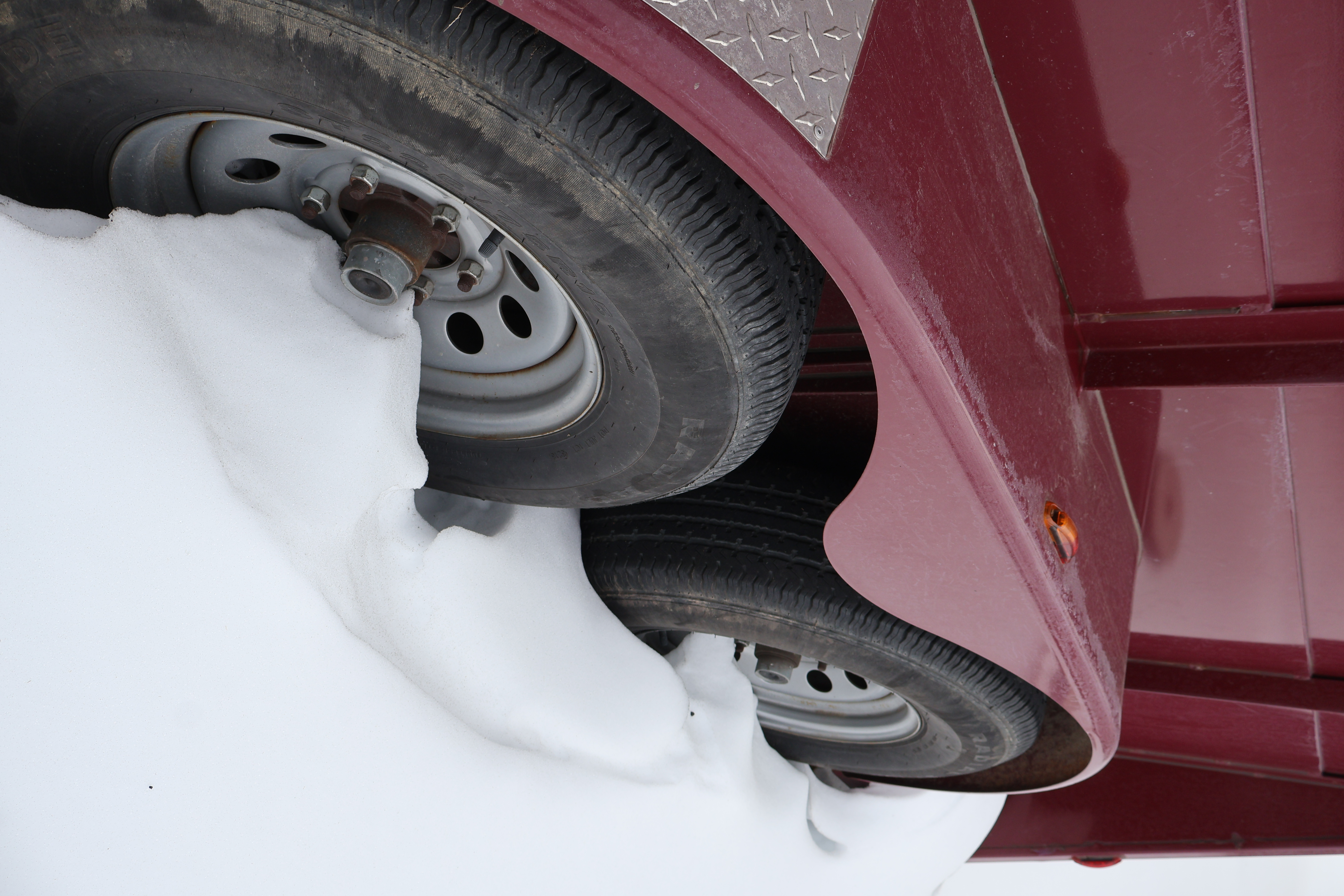 2019 VALLEY EQ 2910 16' 2 Horse Slant Load Gooseneck - Image 10