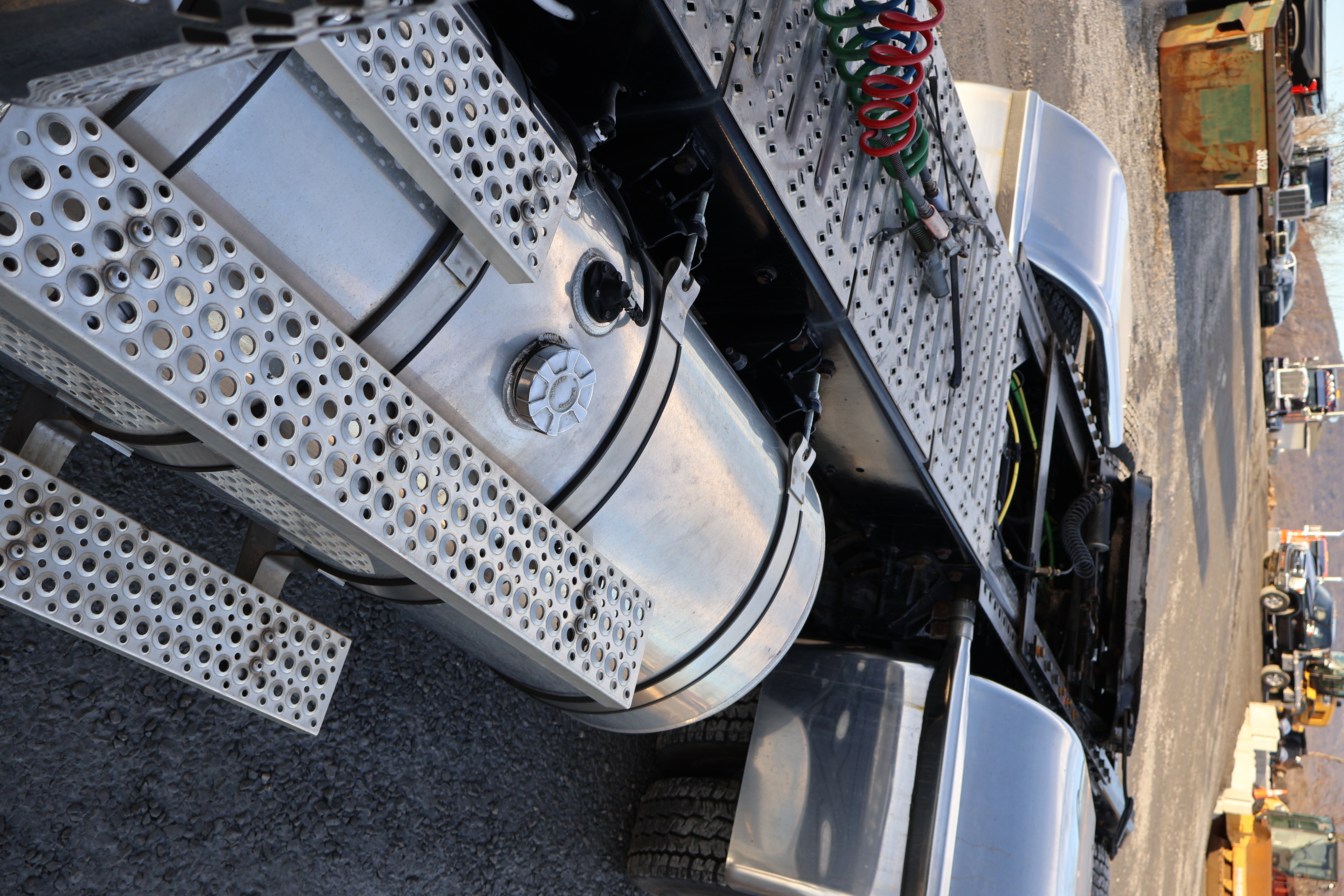 2024 INTERNATIONAL HX520 SFA - view 19 of 39