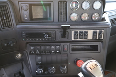 2024 INTERNATIONAL HX520 SFA - Image 33