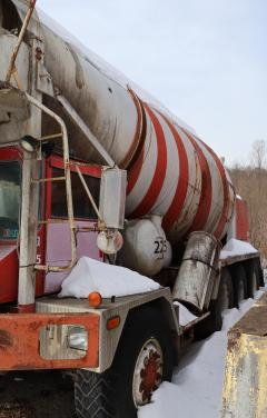 1990 ADVANCE Concrete Mixer Truck - Image 3
